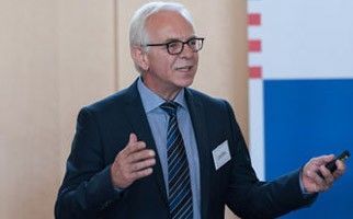 Gerd Schierenbeck vom Bundesverband Initiative 50Plus