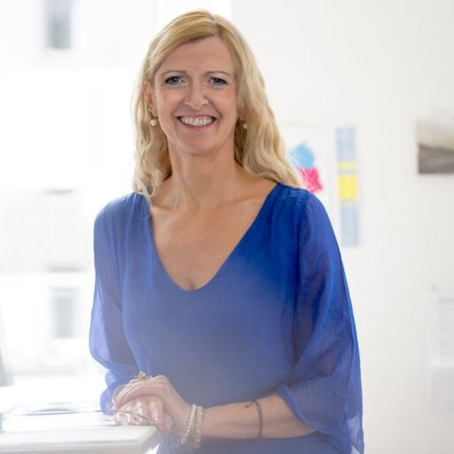 Sibille Schlößer, erfahrene Treppenlift-Beraterin bei unserem Partner, der Wokon GmbH