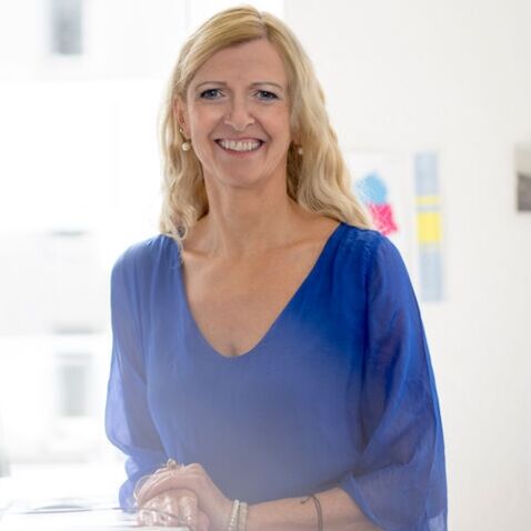 Sibille Schlößer, erfahrene Treppenlift-Beraterin bei unserem Partner, der Wokon GmbH