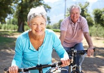 Fitness für Senioren auf dem Fahrrad