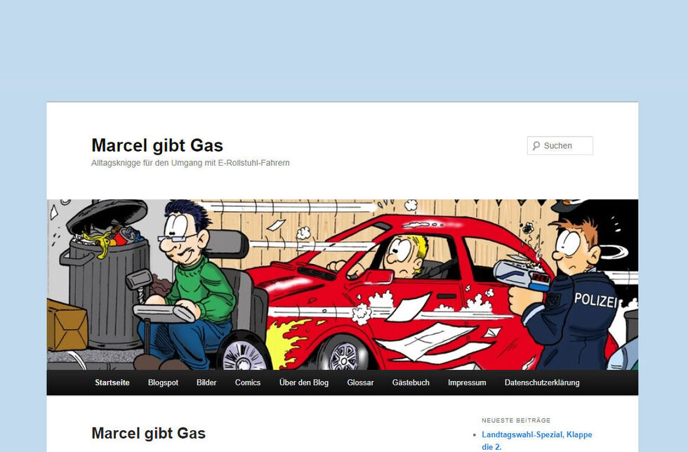 Marcel gibt Gas Cartoon Cartoon von einem Rollstuhlfahrer der schnell fährt