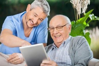 Internet für Senioren ganz einfach mit dem Tablet