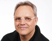 Vers le conseil d'expert de l'expert en marche nordique Klaus Oelkers L'expert en marche nordique Klaus Oelkers